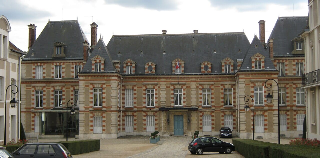 Melun — Hôtel de Préfecture, Seine-et-Marne