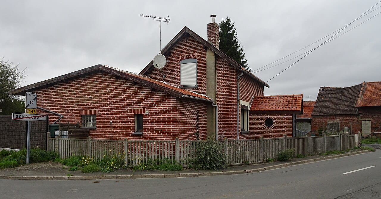 Vue de l’ancienne gare de Gondecourt Nord, Hauts-de-France