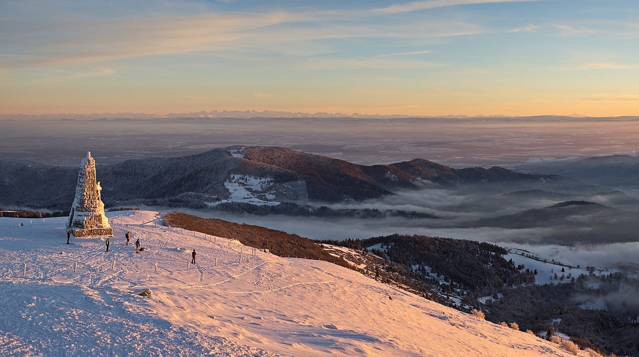 Vue du Grand Ballon vers les Vosges, Alsace, Grand Est